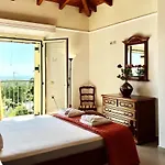 Villa 3 Bedroom Villa, Private Pool, Sea Views, Kefalonia *