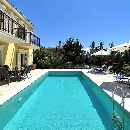 3 Bedroom Villa, Private Pool, Sea Views, Kefalonia Vila