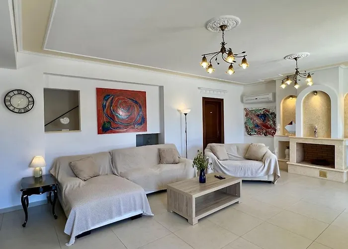 Villa 3 Bedroom Villa, Private Pool, Sea Views, Kefalonia