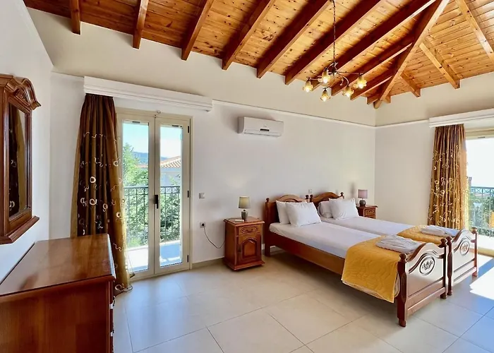 Villa 3 Bedroom Villa, Private Pool, Sea Views, Kefalonia Tzamarelata