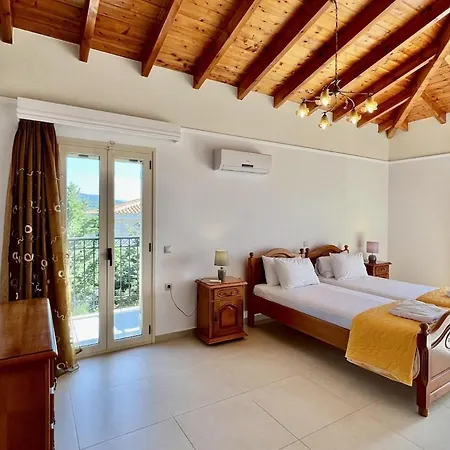 Villa 3 Bedroom Villa, Private Pool, Sea Views, Kefalonia Tzamarelata